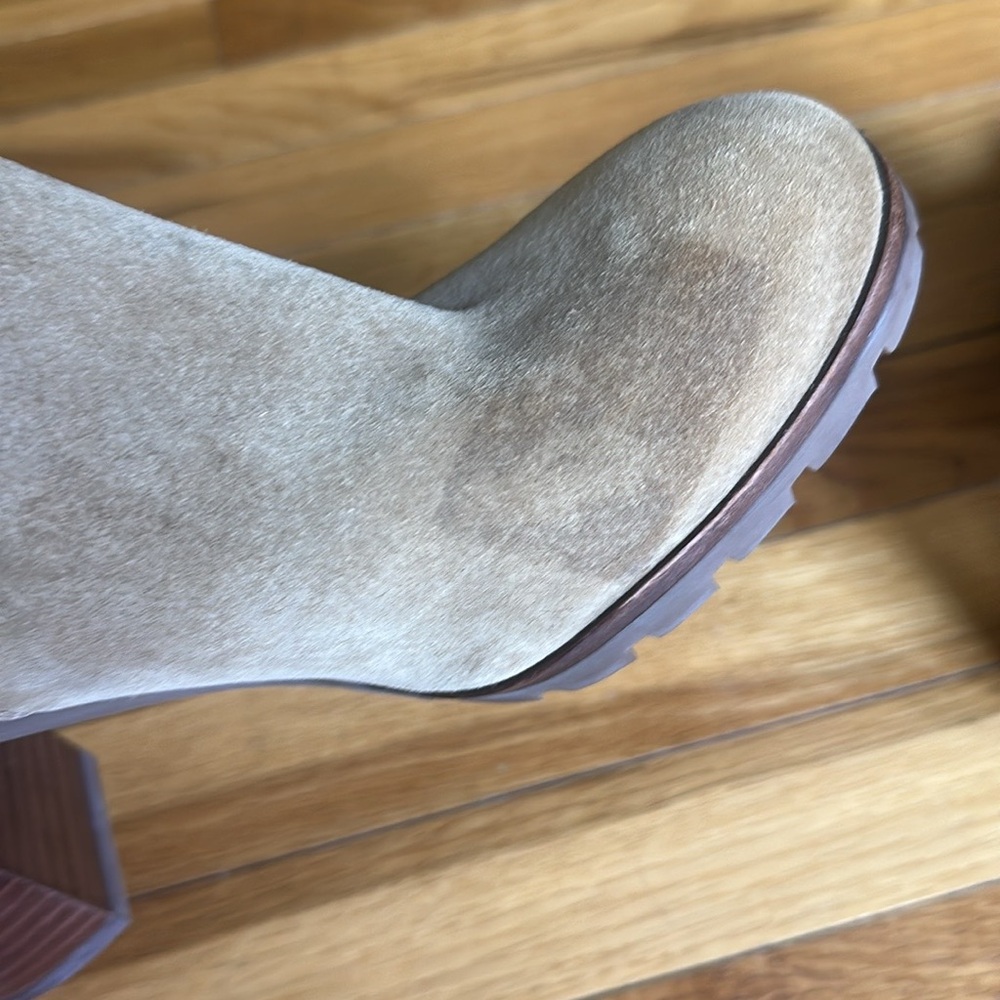 Tory Burch Stafford Women's Tan Suede Ankle Boots size 10 - Picture 8 of 8